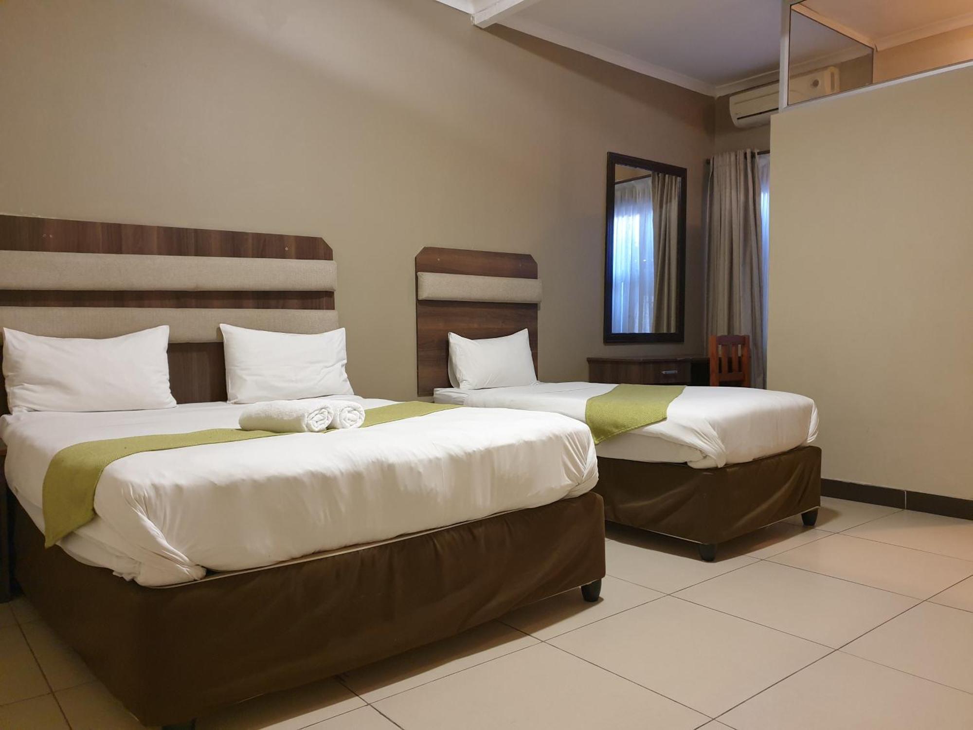 Cube Hotel Ντούρμπαν Εξωτερικό φωτογραφία